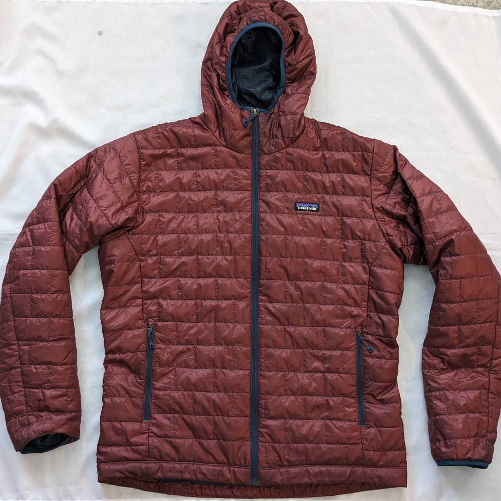Patagonia Men’s Nano Puff Hoody Sequoia Red Large